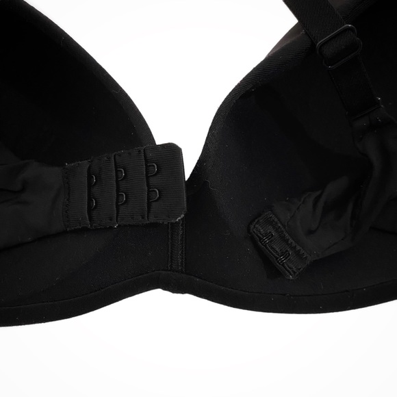 Victoria’s Secret Body By Victoria Ipex Black Wireless Bra, Size 38D - Picture 8 of 11